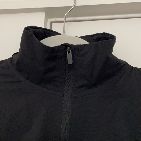 Black Lululemon full zip - Picture 5 of 7